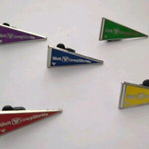 Walt Disney World Pennant Banner Set Five Hidden Mickey Pin Purple Green Blue